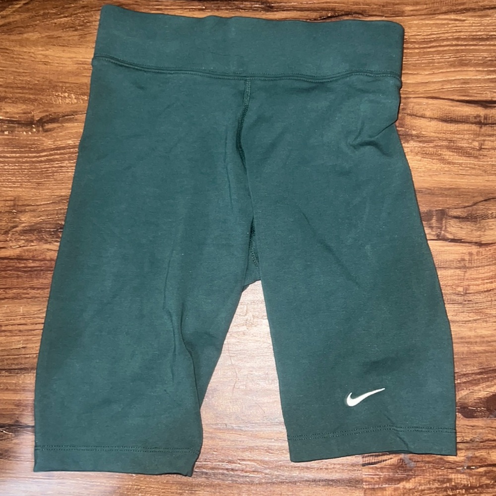green nike biker shorts